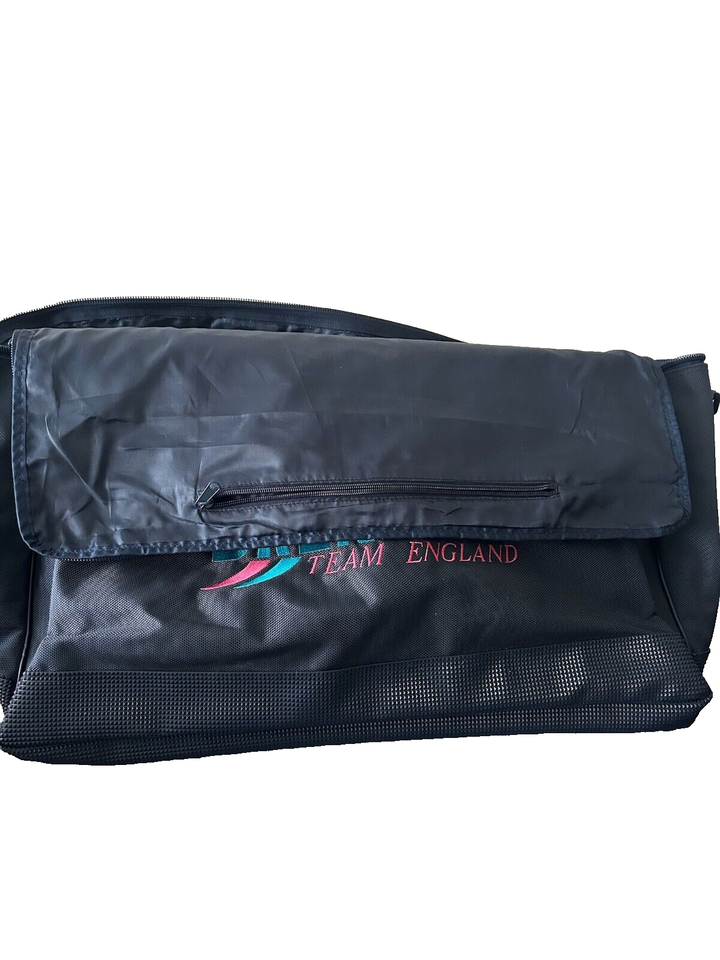 Drennan Team England Carryall with Side Net Pocket